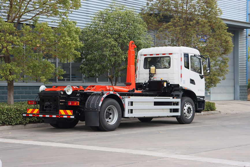 東風(fēng)天錦14方純電動(dòng)車(chē)廂可卸式垃圾車(chē)圖片4