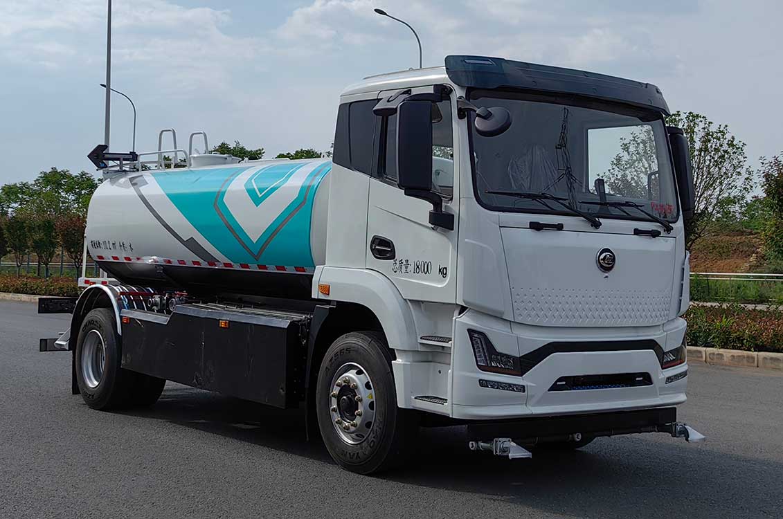 程力18t 純電動(dòng)灑水車(chē)圖片3