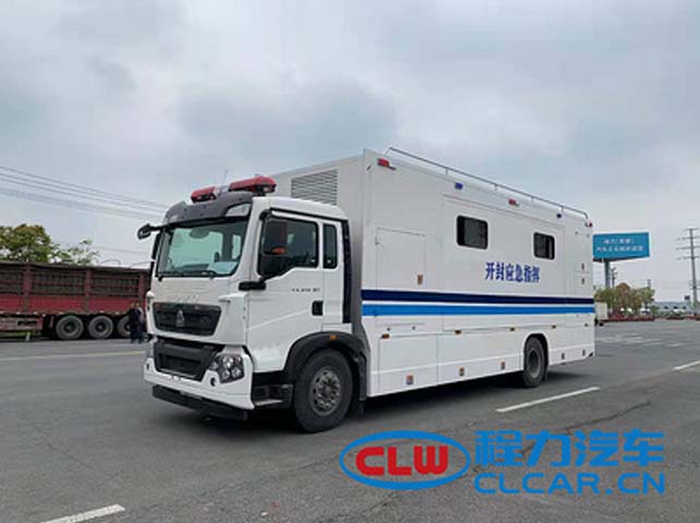 重汽20人應(yīng)急指揮車(chē)圖片2